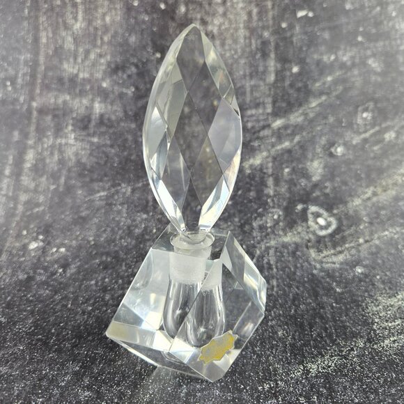 Vintage Hand Cut Highly Polished Prism Clear Crystal Perfume Bottle with Stopper - Picture 4 of 16
